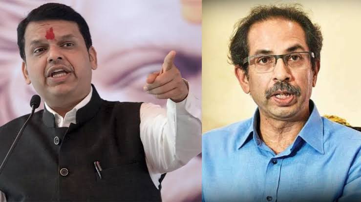फडणवीसांची उद्धव ठाकरेंवर टीका – “मराठी माणसांबद्दल फक्त बोललं, केलं काहीच नाही” मुख्यमंत्री देवेंद्र फडणवीस यांनी शिवसेना (ठाकरे गट) प्रमुख उद्धव ठाकरे यांच्यावर जोरदार टीका केली आहे. काही लोक केवळ मराठी माणसाबद्दल बोलत राहिले, पण प्रत्यक्ष काहीच केलं नाही, असा आरोप त्यांनी केला. मुंबईतील एका कार्यक्रमात ते बोलत होते.