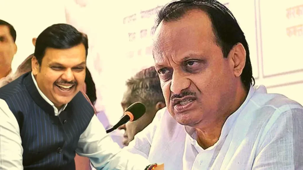 पुण्यात नुकत्याच पार पडलेल्या एका पुरस्कार सोहळ्यात उपमुख्यमंत्री देवेंद्र फडणवीस आणि अजित पवार यांनी केलेल्या विनोदी संवादामुळे संपूर्ण कार्यक्रमात हशा पिकला. कार्यक्रमादरम्यान देवेंद्र फडणवीस मंचावर आले आणि त्यांना काही वेळ उशीर झाला होता. यावर अजित पवारांनी मिश्कीलपणे विचारलं, "काय झालं, तुम्ही वेळेत कसे नाही आलात?" यावर फडणवीस हसत म्हणाले, "माझा नेहमी वेळेवर येण्याचा रेकॉर्ड आहे, पण आज अजितदादा आधी पोहोचले म्हणून मला उशीर वाटला." या उत्तरावर संपूर्ण सभागृहात एकच हशा पिकला.